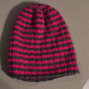 Hand knit ribbed hat